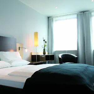 Schiller 5 4*, München Deutschland